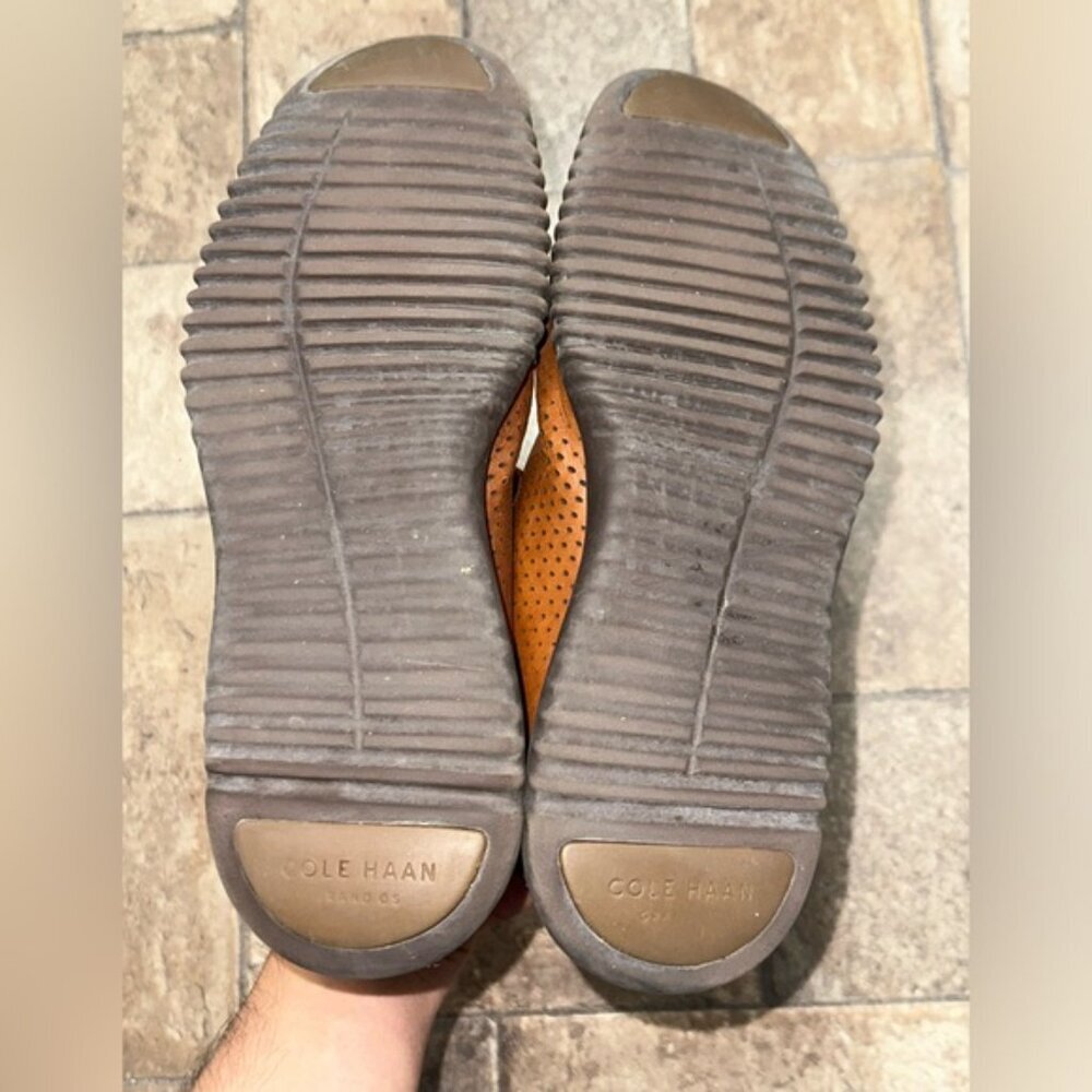 Cole Haan Size 9 - Picture 5 of 7